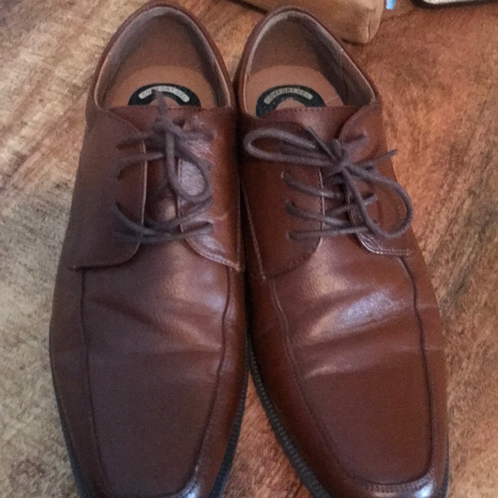Nunn Bush mens dress shoes in awesome condition used only once .